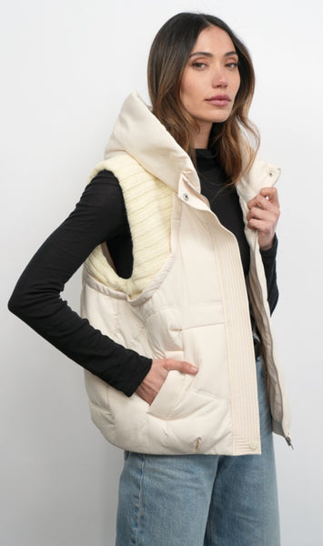 Douglas Ribbed Puffer Hooded Vest