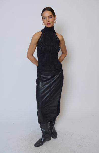 Milan  Sleeveless Turtleneck