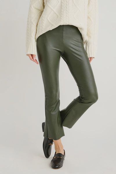 What To Wear With Leather Pants: The Best Leather Trousers Outfits 2022